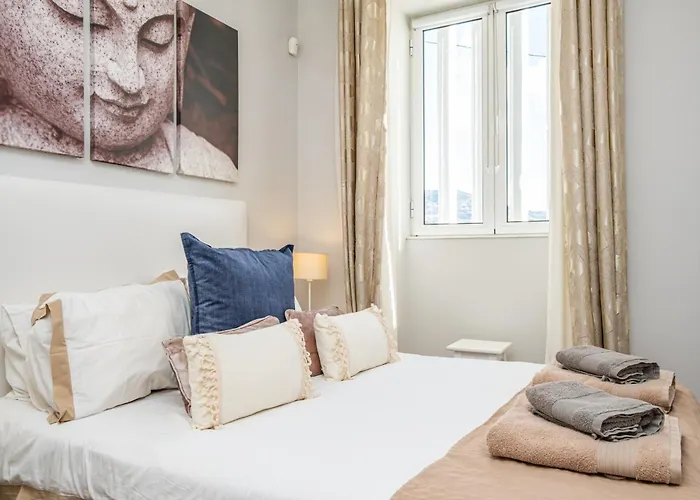 Hillside - By Wehost