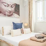 Hillside - By Wehost Apartment