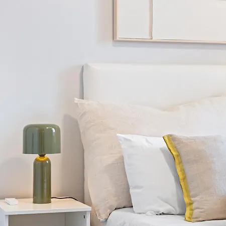 Apartman Hillside - By Wehost *